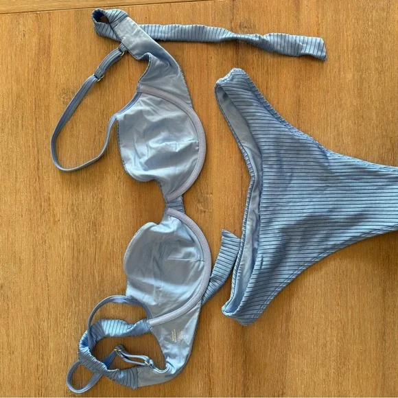 Monday Swimwear Bikini - Picture 3 of 5